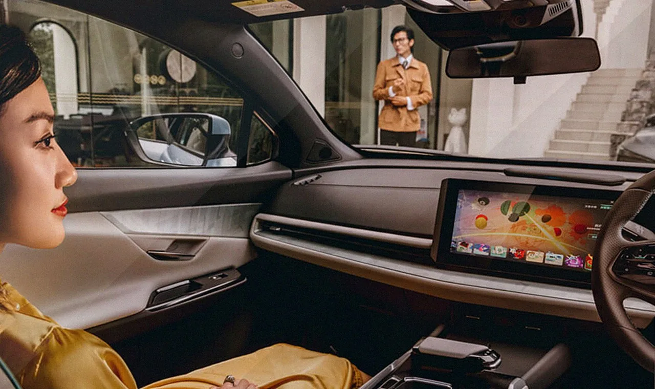 Changan UNI-T cabin space 3