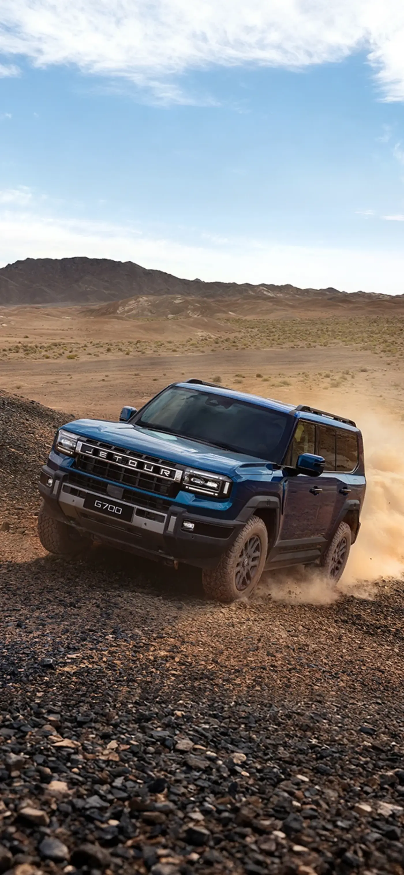 Jetour G700 desert off-road action shot